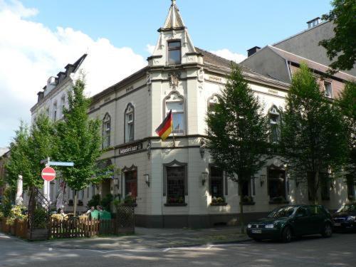 Stadt-Gut-Hotel Zum Rathaus Oberhausen  Eksteriør billede